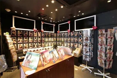 AKB48咖啡店模拟器